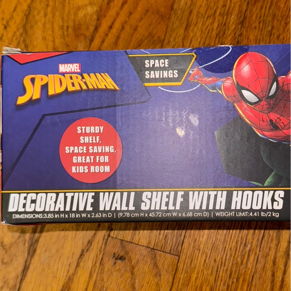 Marvel Spiderman Child’s Decorative Wall Shelf with Hooks NWT #2 - Picture 7 of 7